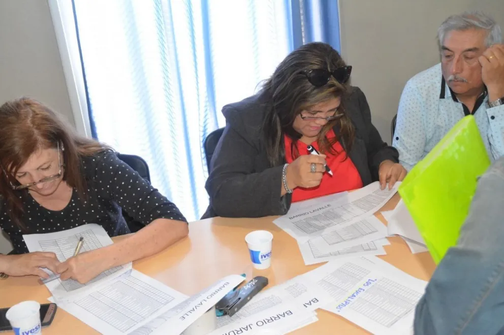 Se realizó el sorteo de asignación de parcelas de lotes sociales