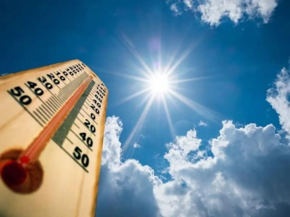 Evitar el golpe de calor en niñas y niños