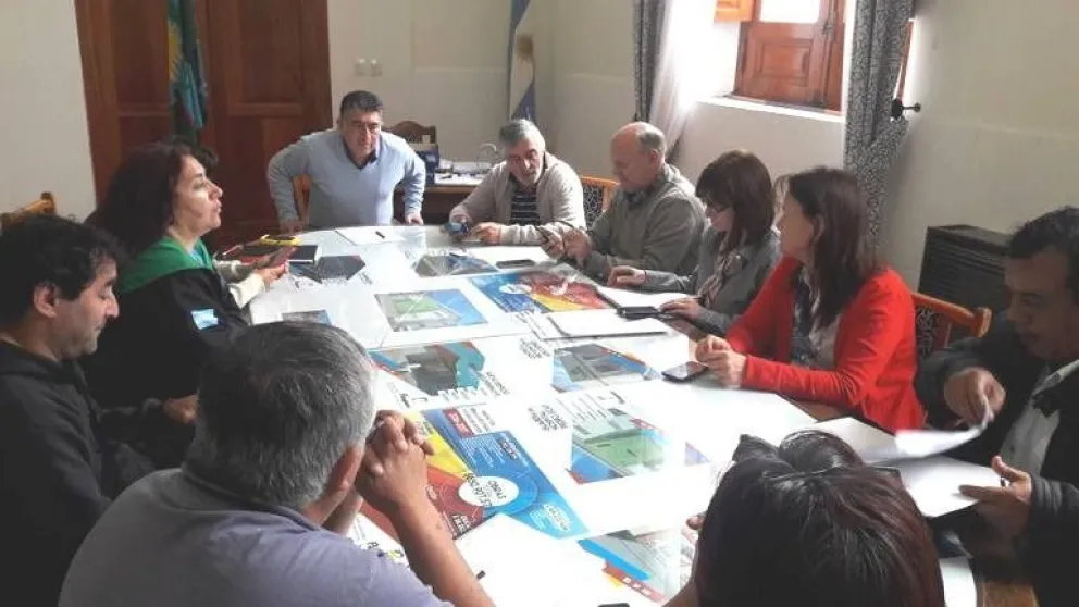 Paritarias, los gremios se reúnen con el Ejecutivo