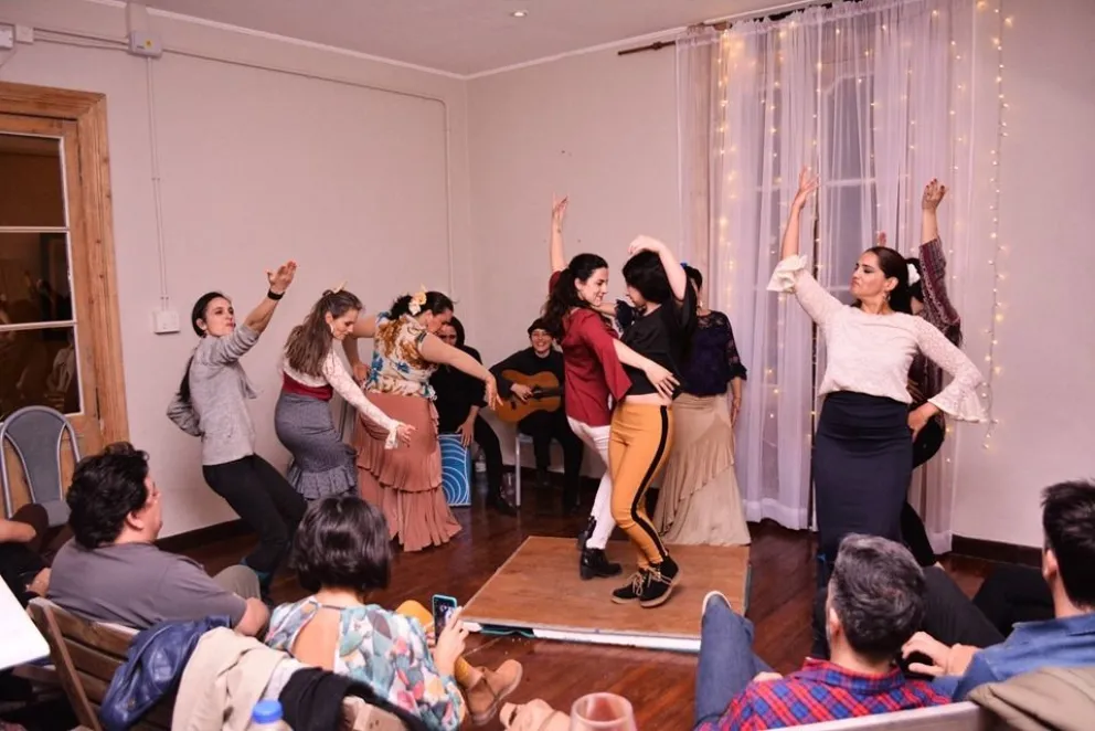 "Fiesta Alquimista" con artistas locales en Patagones