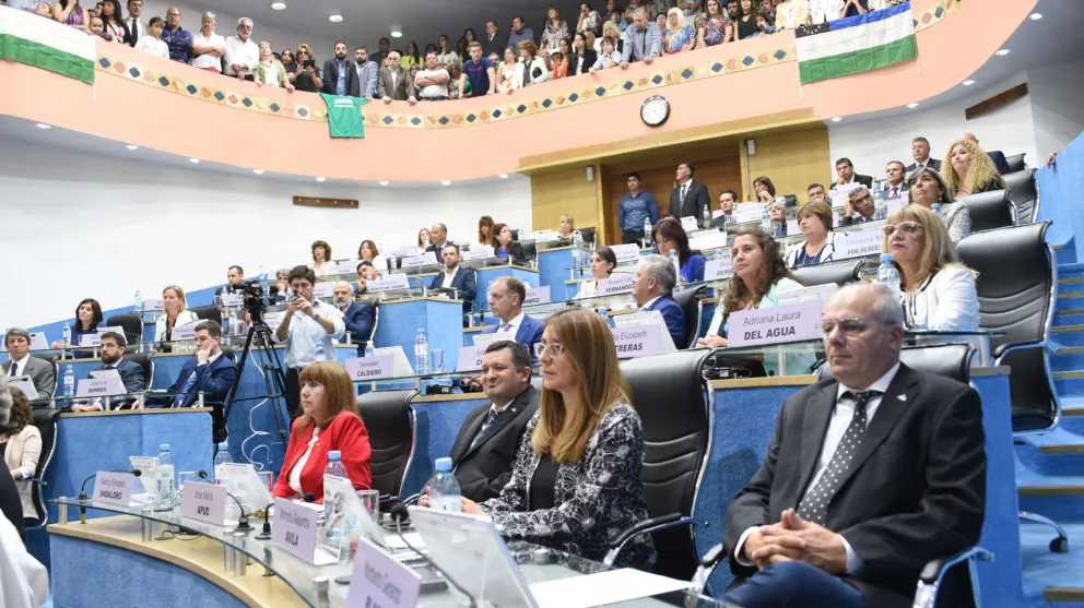 Sesiona la Legislatura con ocho proyectos
