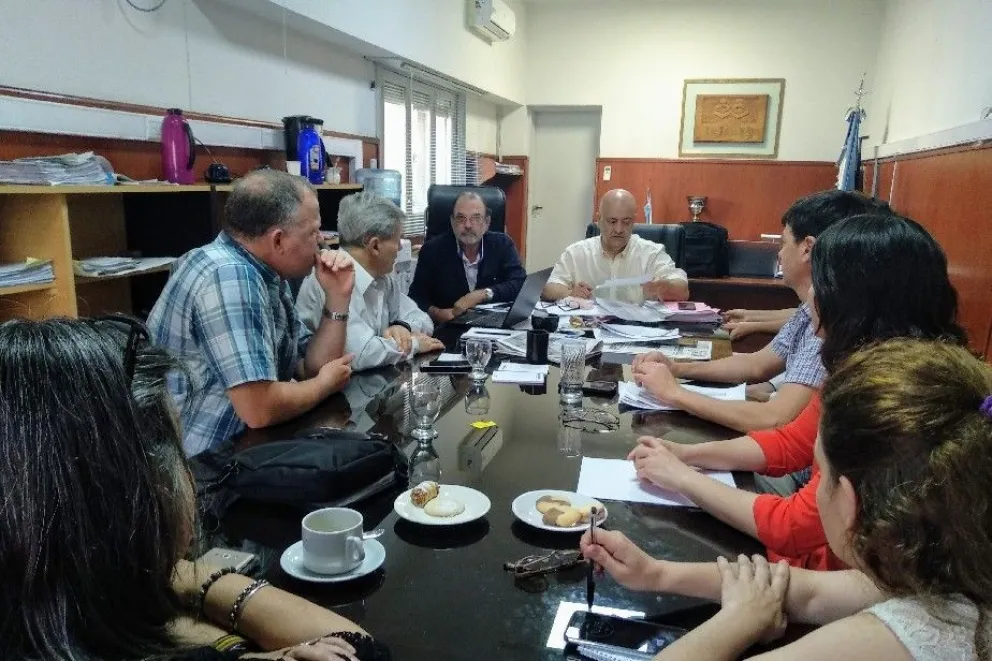 IPROSS define nuevas condiciones con el Colegio de Bioquímicos