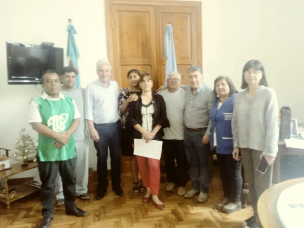 Llegaron a un acuerdo y levantaron las medidas de fuerza