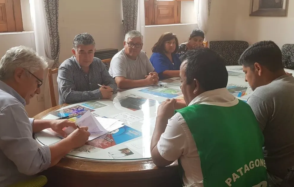 Acuerdo salarial y bono para los trabajadores municipales