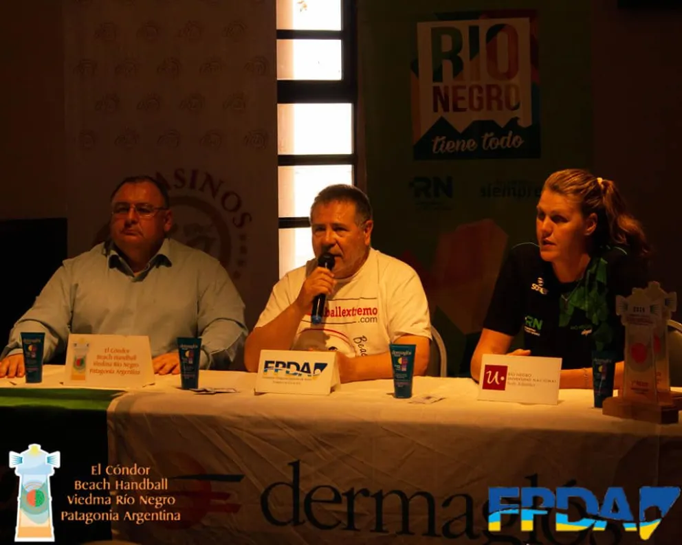 Presentaron "El Cóndor Beach Handball"