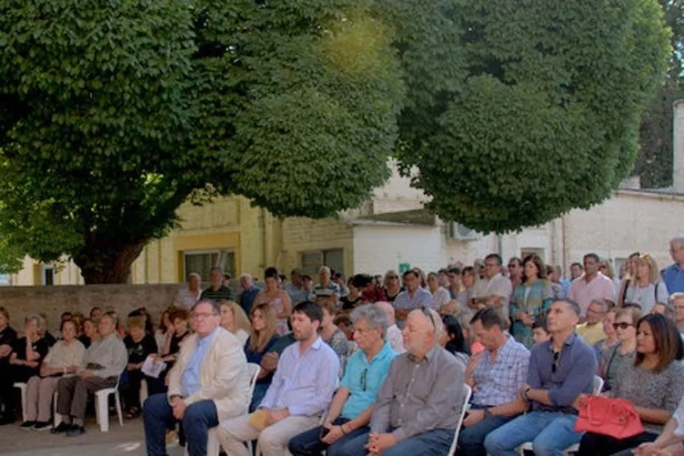 La cooperativa La Reginense relanzó su producción de sidras