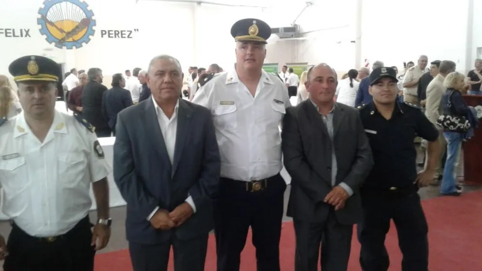 Diploma de Honor para efectivos de Patagones