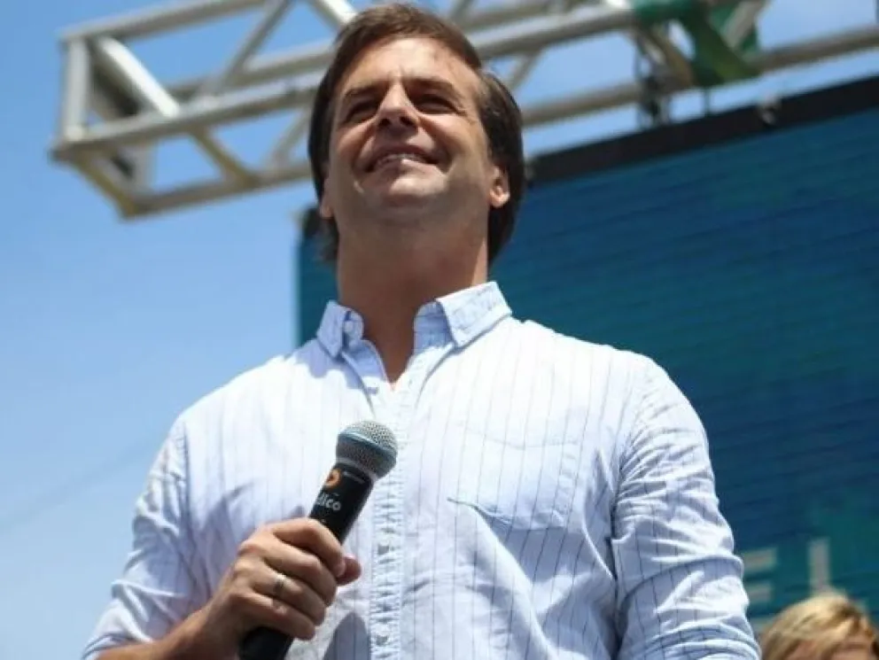 El presidente de Uruguay quiere que 100 mil argentinos se muden a ese país