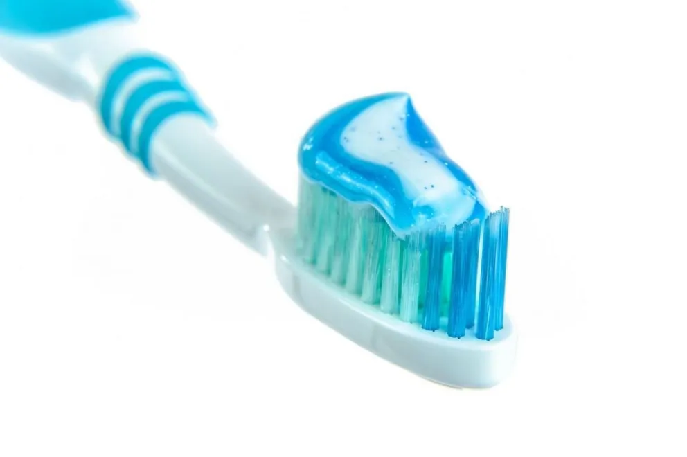 Desinfectá tu cepillo de diente con estos simples pasos
