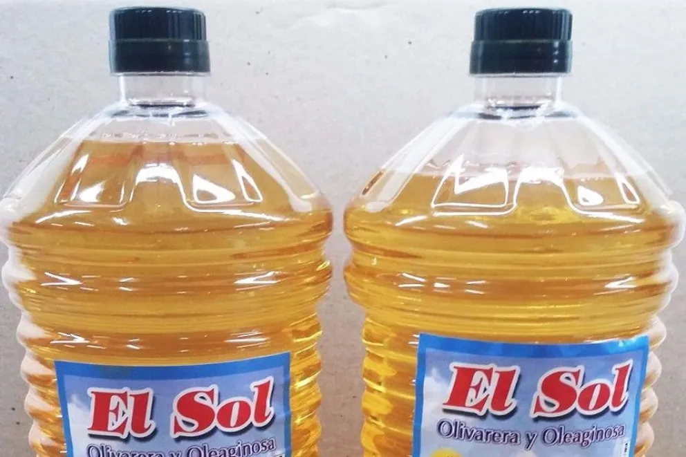Prohíben la comercialización de una marca de aceite