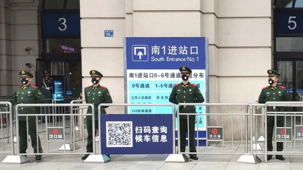 China puso en cuarentena a 20 millones de personas