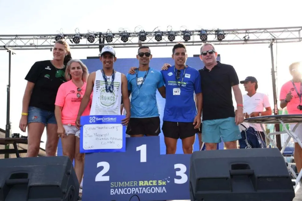 Más de 400 participantes tuvo la Summer Race
