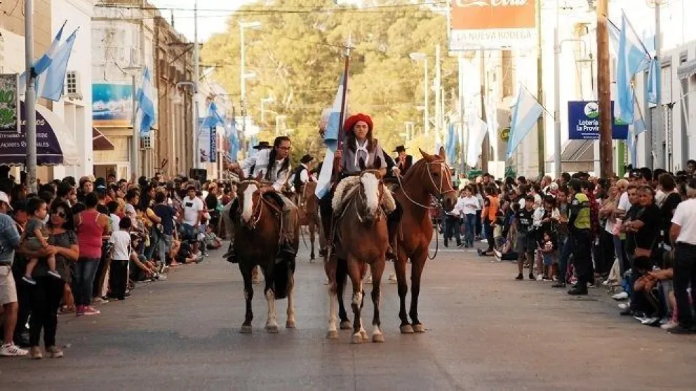 Comienzan inscripciones para el Desfile del 7 de Marzo