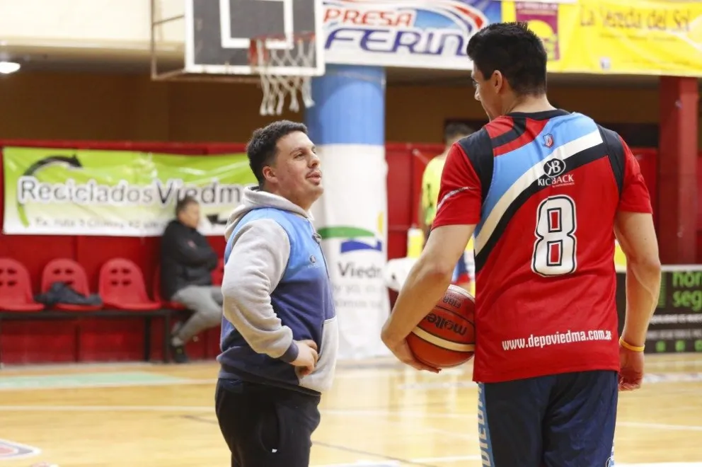 "El ayudante técnico se debe al entrenador"