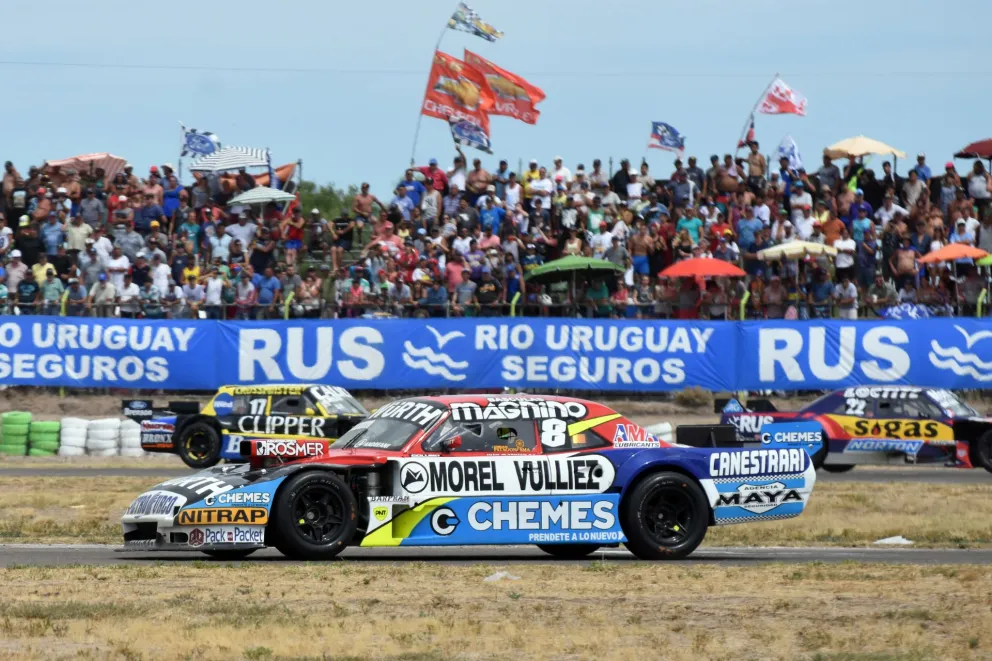 Nuevas tribunas en el autódromo