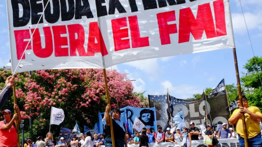 Organizaciones sociales protestarán en contra de la llegada del FMI a la Argentina