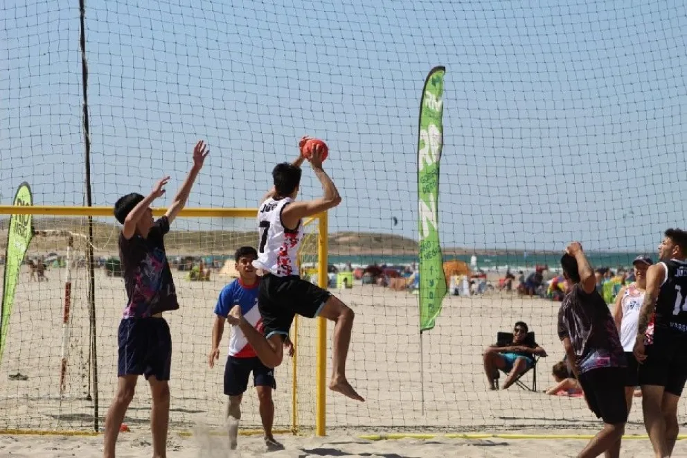 Última fecha del Circuito Patagónico de beach handball