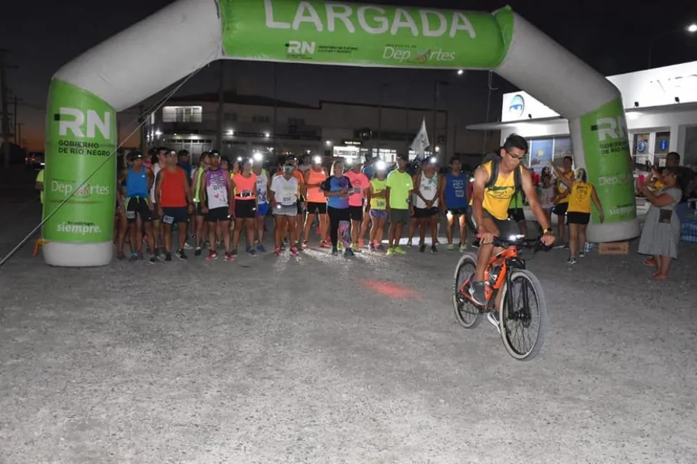 Más de 60 inscriptos animaron el Cross Nocturno de Las Grutas