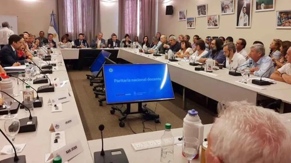 Comienzan las negociaciones de la paritaria nacional docente