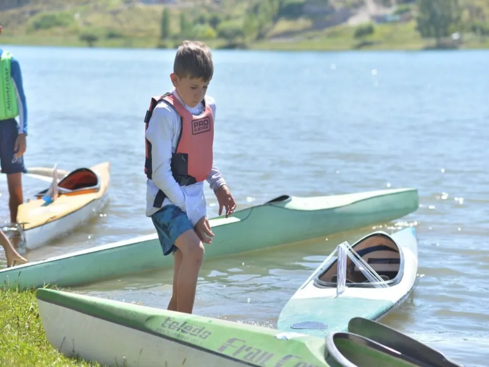 Fotogalería Fiesta del Río: Regata de canotaje