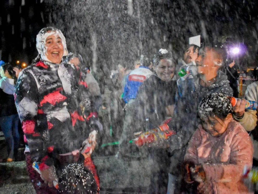 El Carnaval llevó alegría a El Cóndor