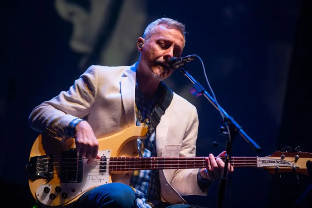 Pedro Aznar presentará un show íntimo en Viedma