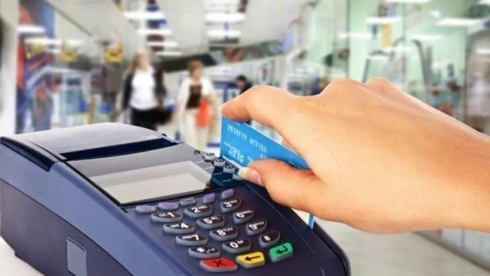 Rige la devolución del 15% en las compras con tarjeta de débito