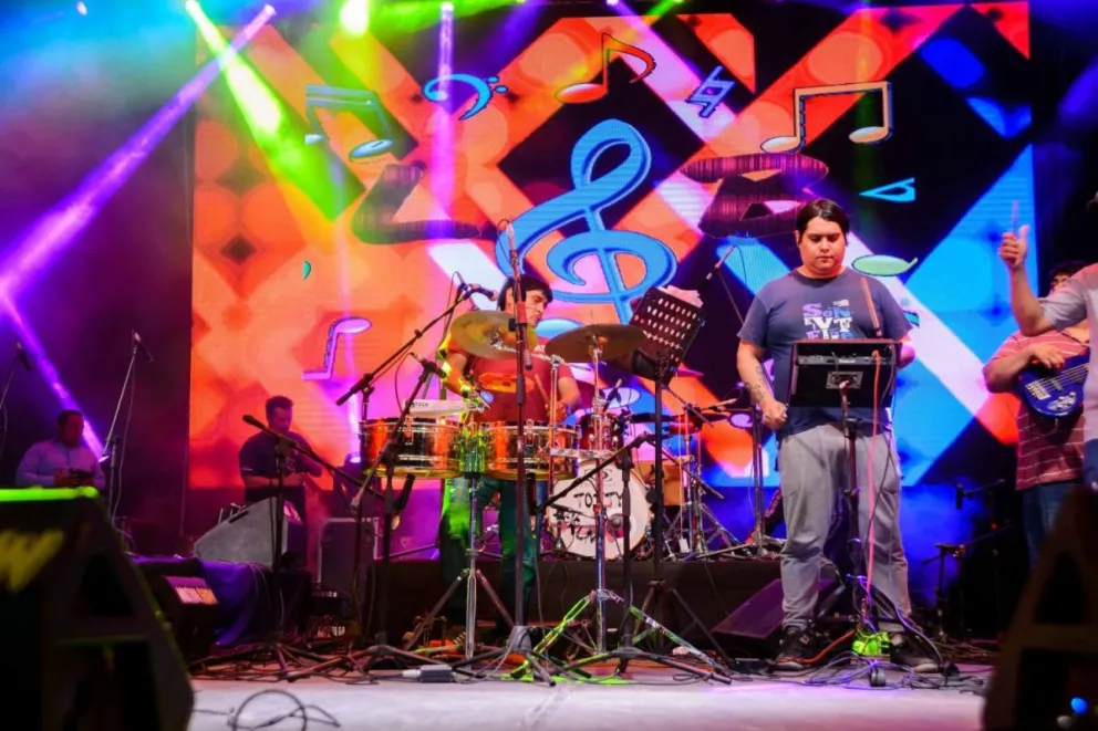Mirá las fotos de Bandas locales en la Fiesta de la Soberanía