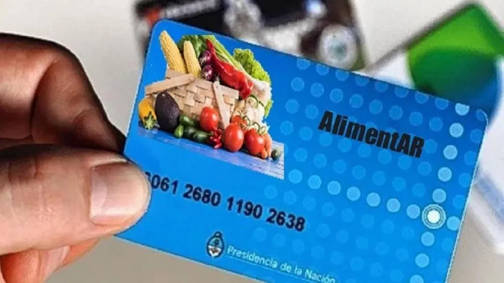 Se entregan las tarjetas "ALIMENTAR"
