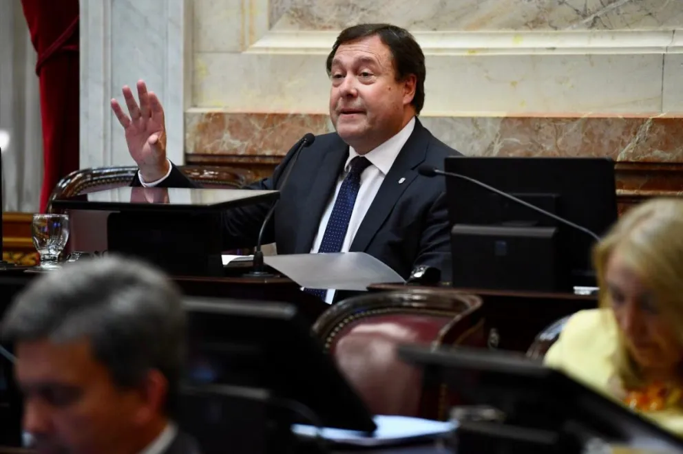 Weretilneck apoyó el recorte de jubilaciones de privilegio