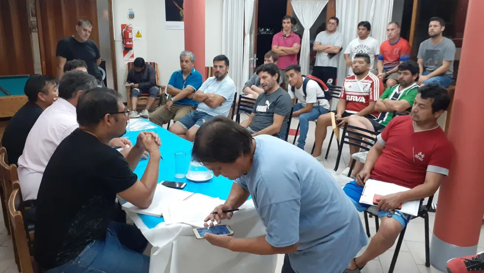 Arranca el fútbol de Veteranos de Fu.Ve.Com.