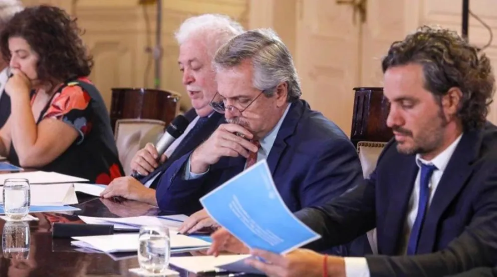 Coronavirus: Analizan la suspensión de clases en todo el país