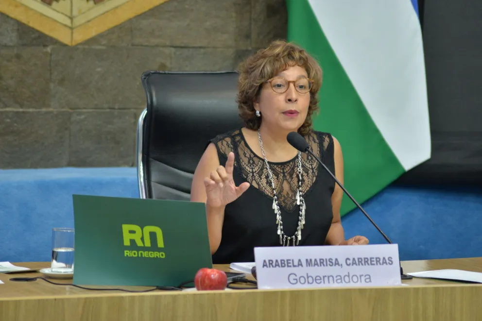 La gobernadora Arabela Carreras decretó el receso general para contarrestar el avance del coronavirus