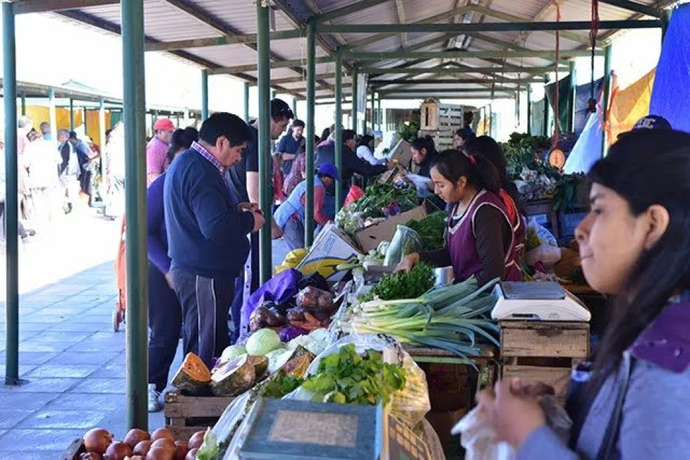 Mañana habrá feria de frutas y verduras