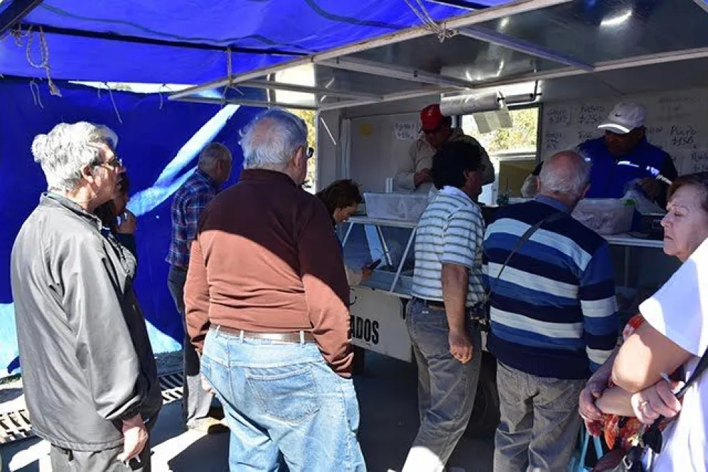 Tras quejas de vecinos, suspendieron la feria municipal