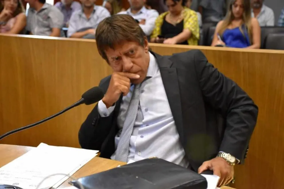 Legislador tiene coronavirus y estuvo con un sin fin de personas