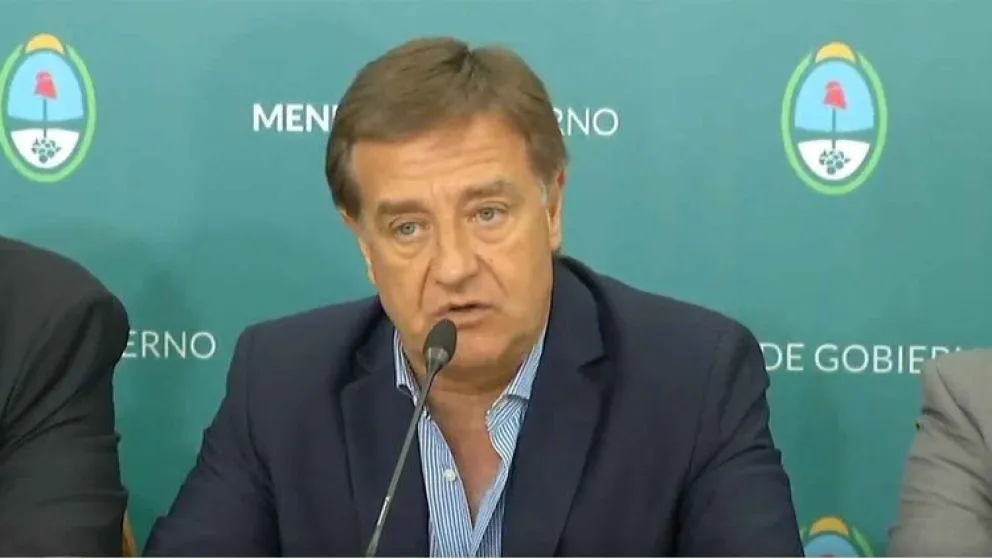 El gobernador de Mendoza le bajará el sueldo a funcionarios