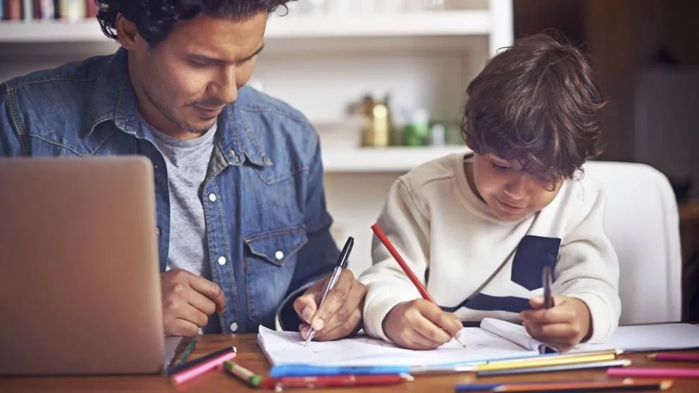 "Seguimos aprendiendo": propuestas educativas a distancia