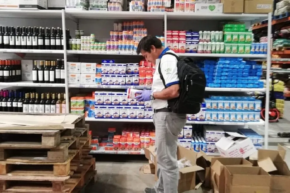 Advierten a supermercados que cobran otros precios en sus tickets