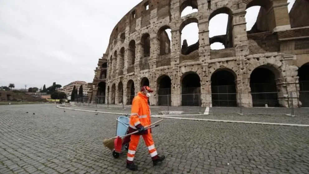 Polémica en el norte de Italia por el uso obligatorio de barbijos para transitar