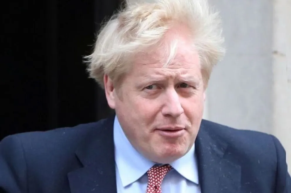 Boris Johnson es asistido con oxígeno tras ser hospitalizado