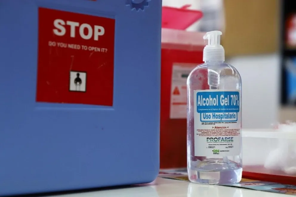 PROFARSE elabora 3600 kilos de alcohol en gel por mes