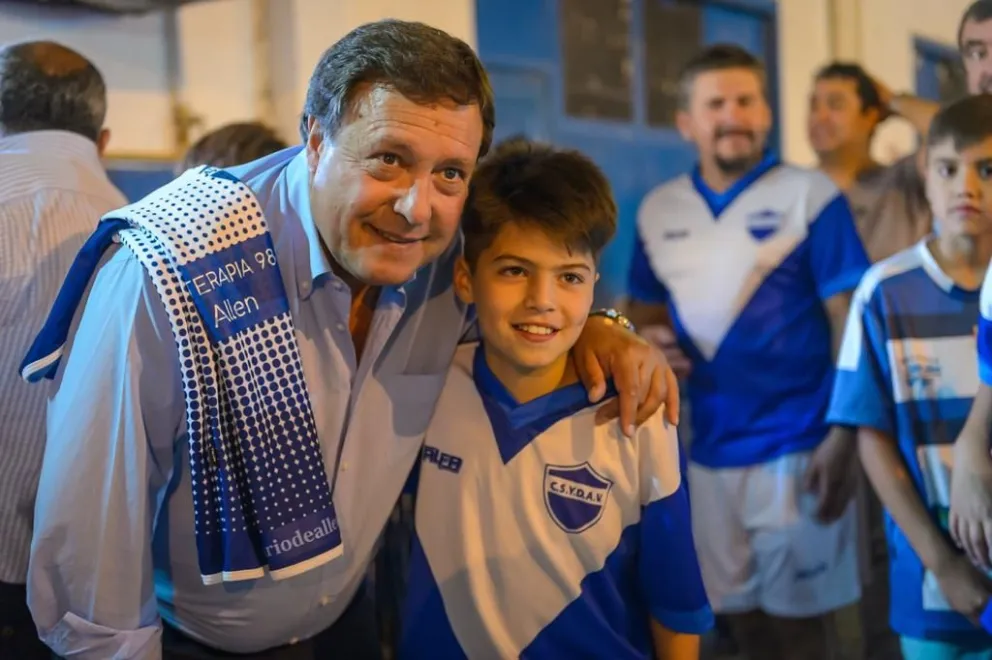 Weretilneck pide ayudar a las asociaciones civiles, culturales y deportivas