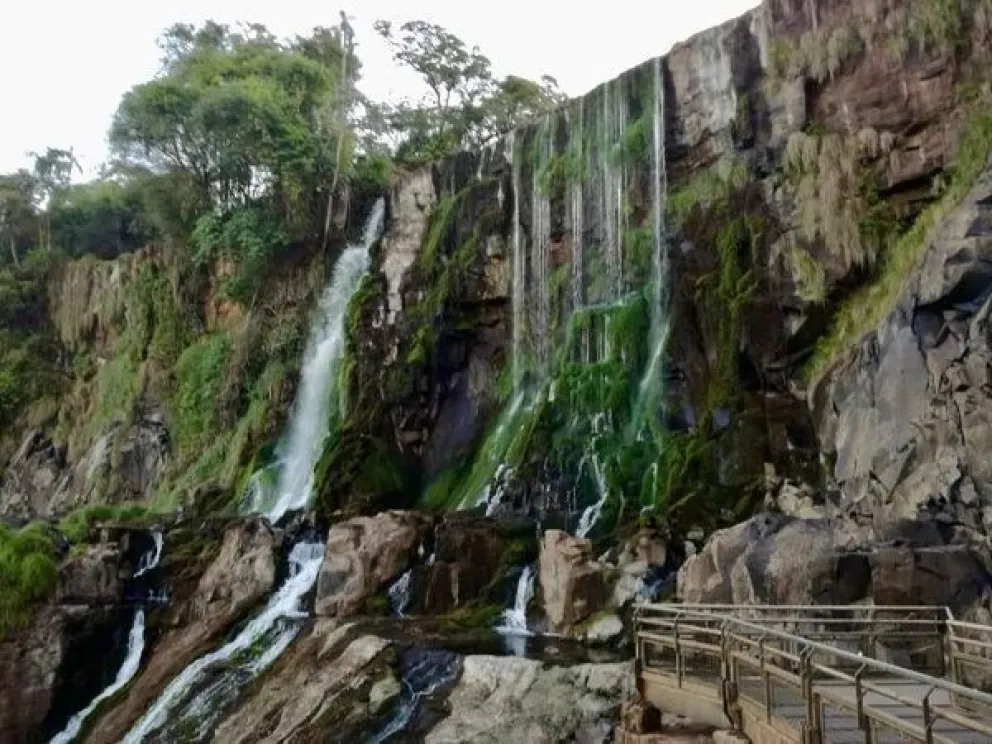 Las Cataratas del Iguazú sufren una histórica sequía