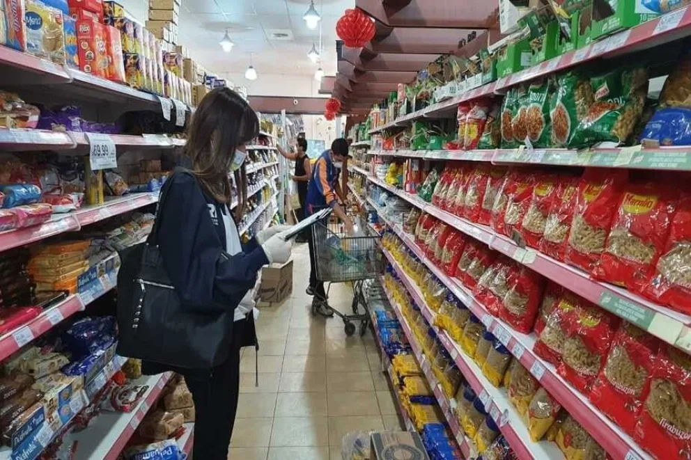 Notifican a supermercados por incumplir con los Precios Máximos