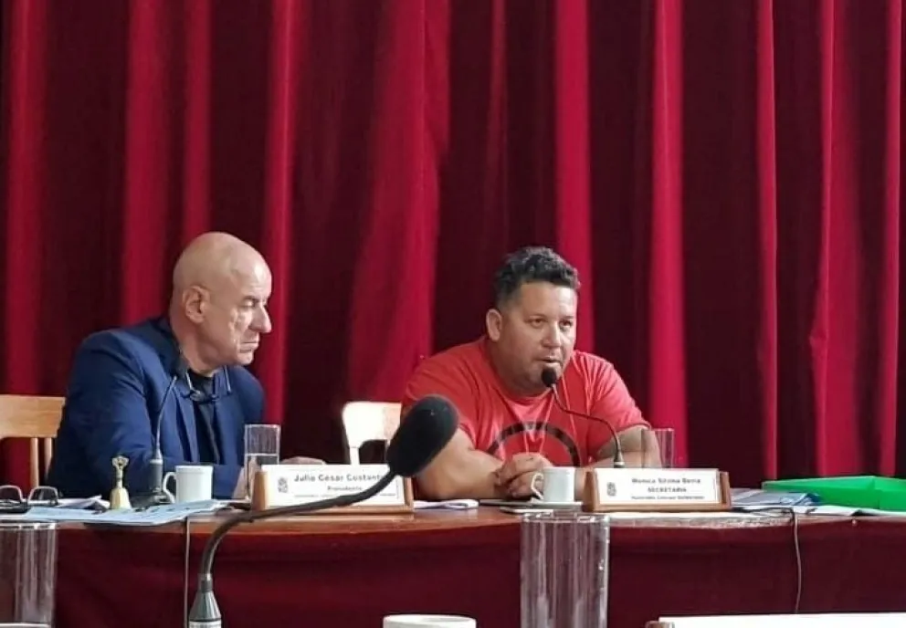 Pandemia: Se pusieron a disposición, pero nunca les respondieron