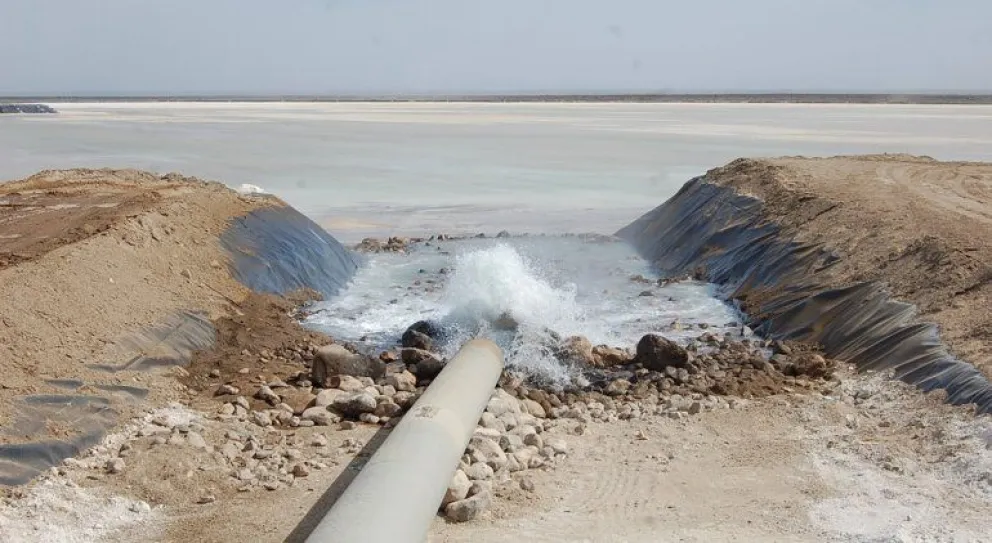 Condena millonaria a ALPAT por contaminación ambiental