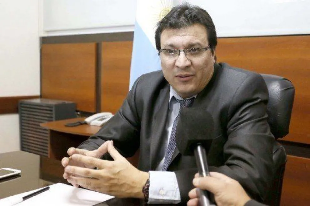 Pica: "Los trabajadores de la salud no deben pagar Ganancias"