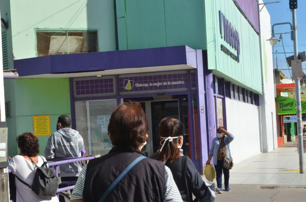 Los supermercados no abrirán los domingos