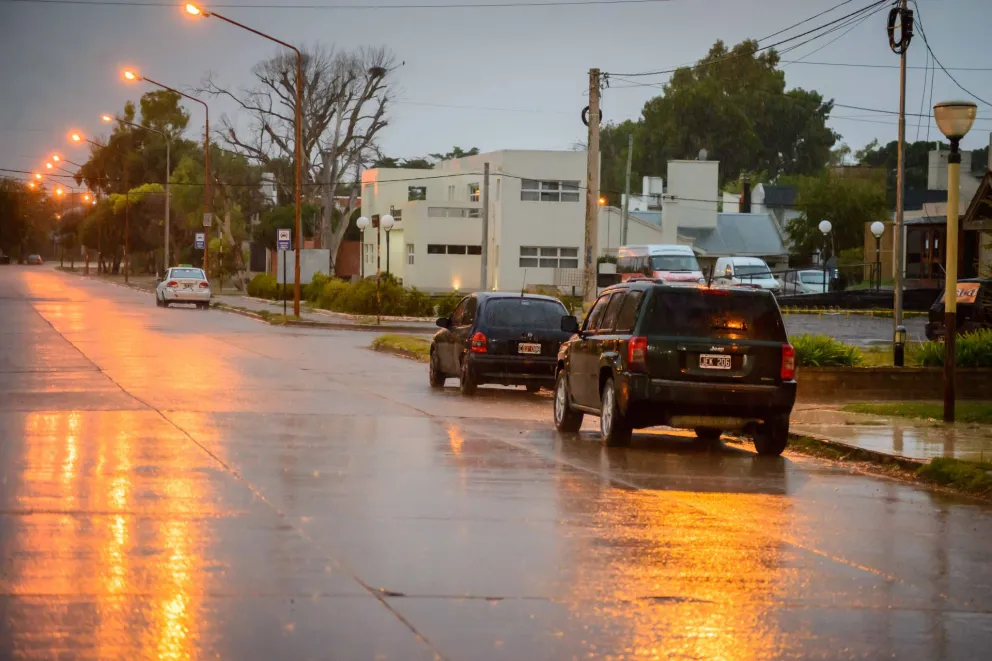 Rige la alerta meteorológica por lluvias y viento